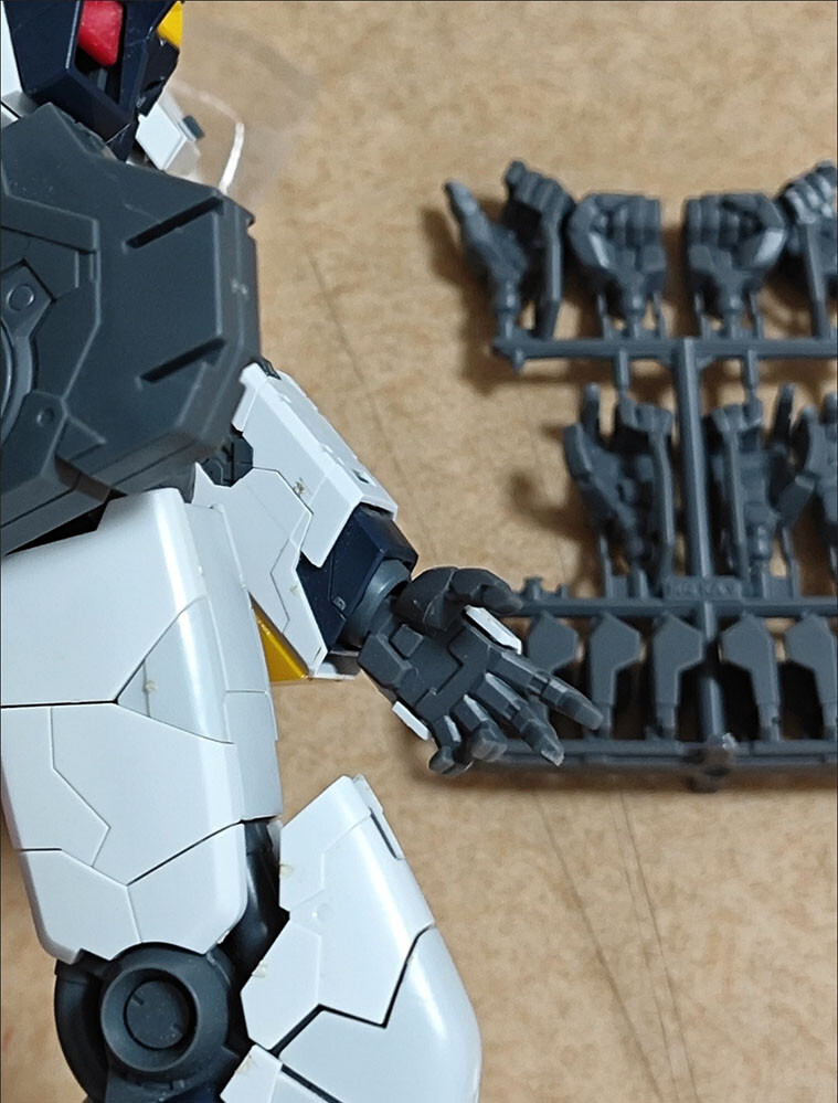 exchange hand upgrade kit set for MG 1/100 Nu Ver ka