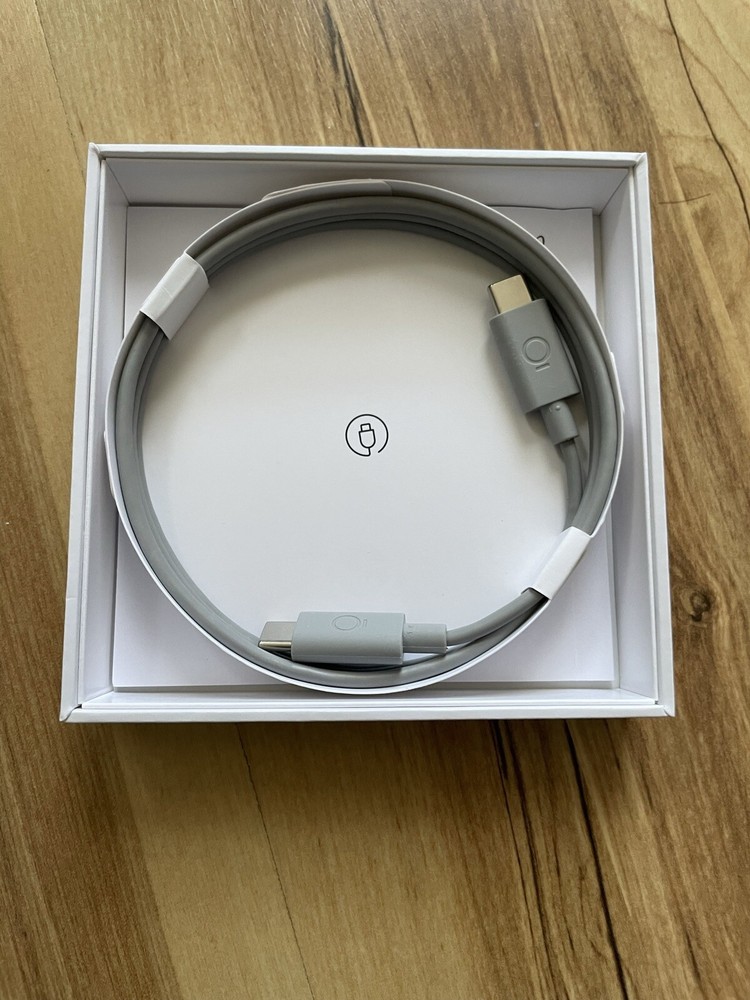 Oura Ring Gen 4 Size 7 (Silver) - New Open Box