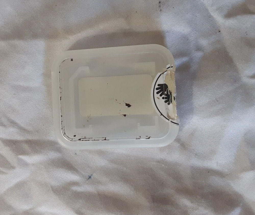 PLASTIC CASE from TomTom One SD Card Memory Maps