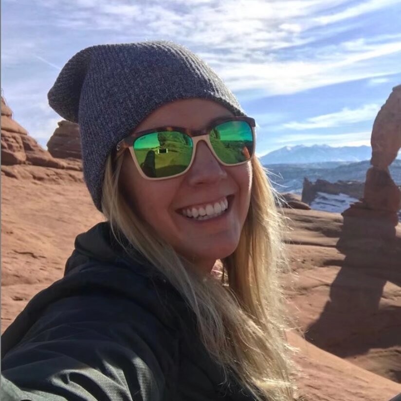 New in box Costa Del Mar Anna Tortoise Shell/ Green Mirror Polarized Sunglasses