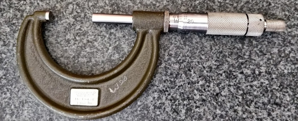 Lufkin 1-2" Micrometer No 1942   REFURBISHED