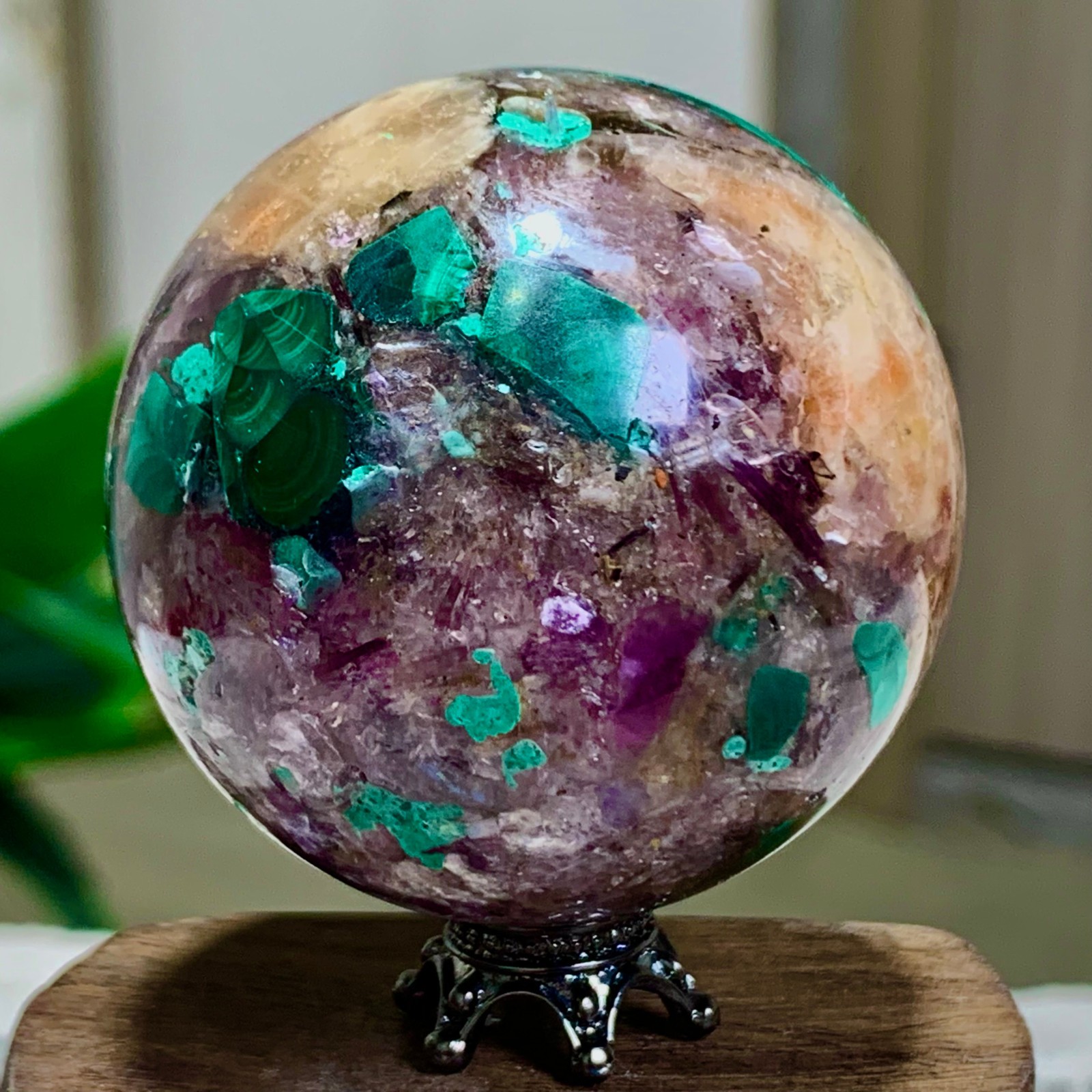 127G Newly discovered rare malachite purple mica symbiotic sphere restoration
