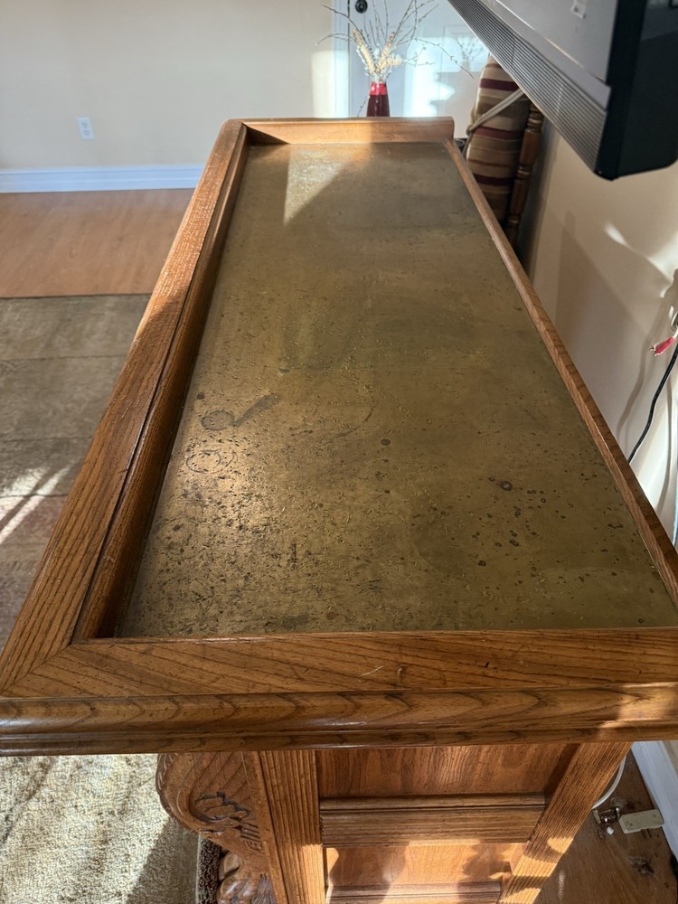 Solid Oak Bar Excellent Condition