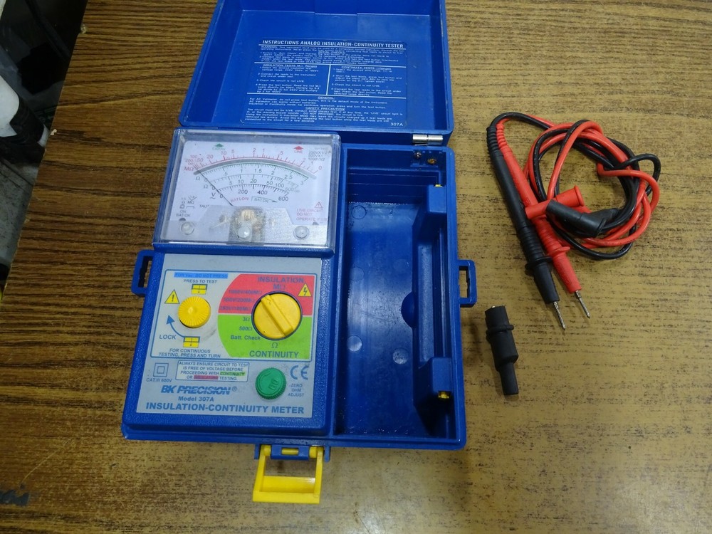 BK 307A Analog Insulation and Continuity Meter