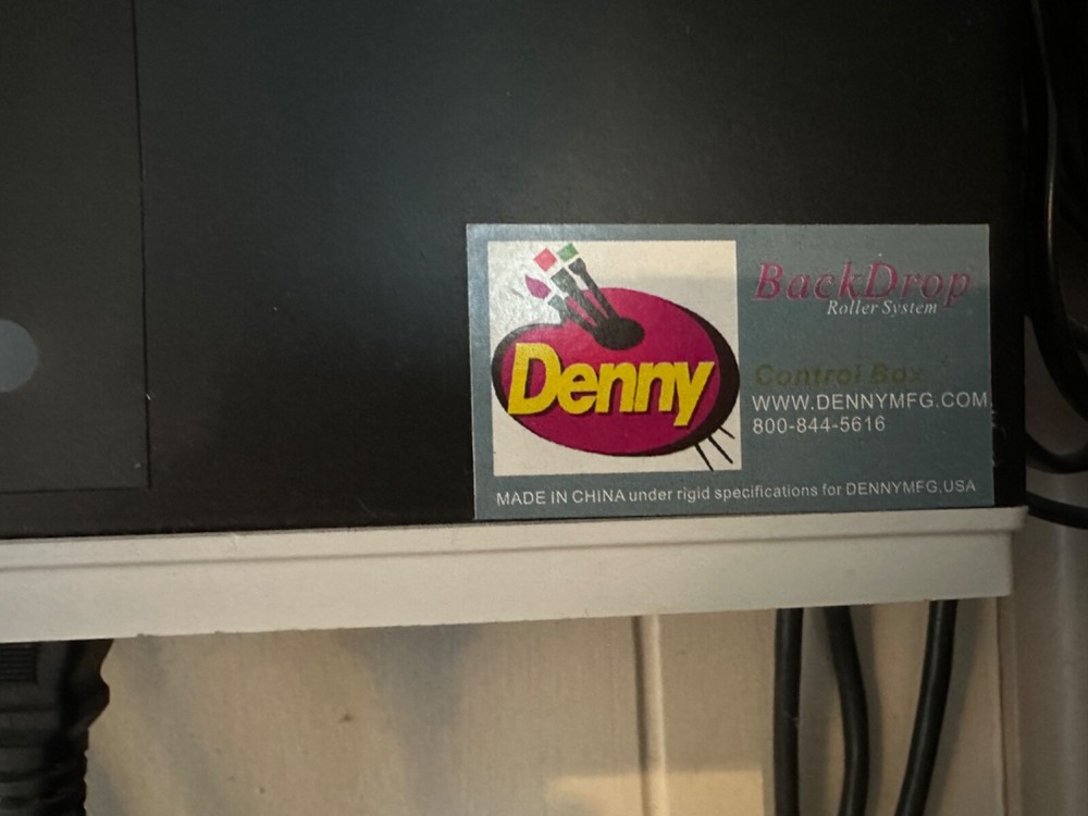 Denny MFG 8 roller 12' Auto Background System PICK UP ONLY