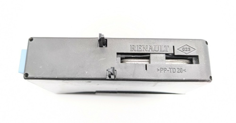 Renault Laguna 8200224595 Card Reader / Keycard Reader