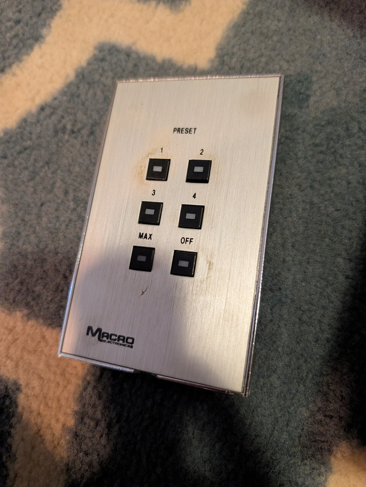 macro electronics DMS wall control PC110995 wall controller panel presets