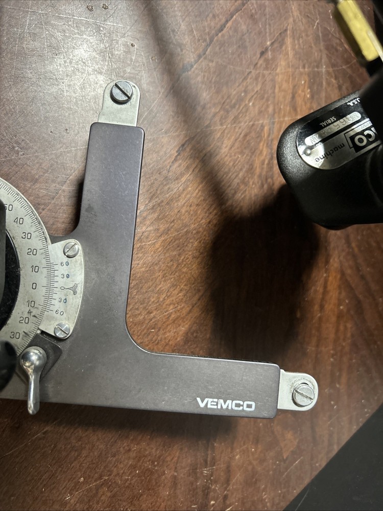 VEMCO 3300 18" Detailer Drafting Machine