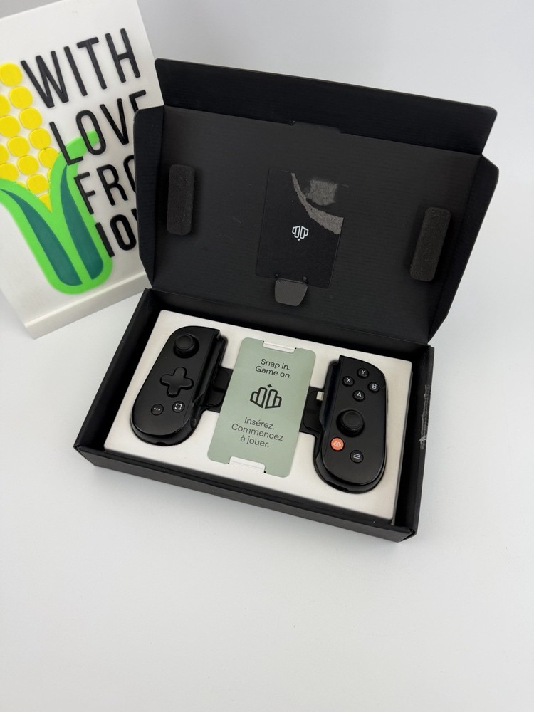 BACKBONE One - Gen 2 - Black - Lightning Port Mobile Gaming Controller, Black