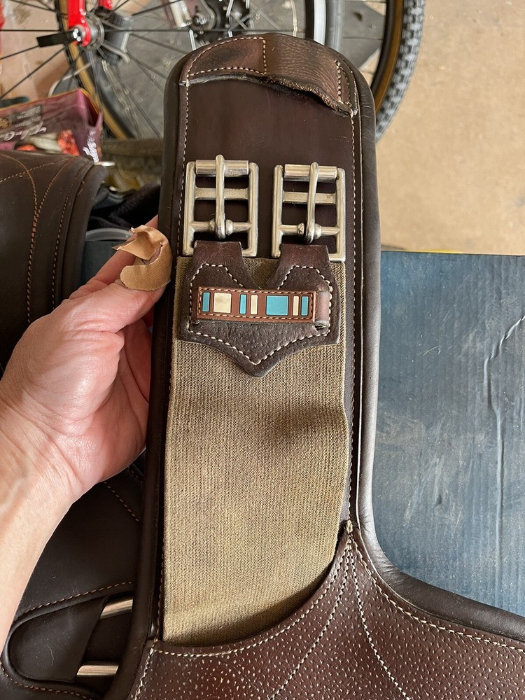 28” Voltaire Leather Stud Girth - BROWN