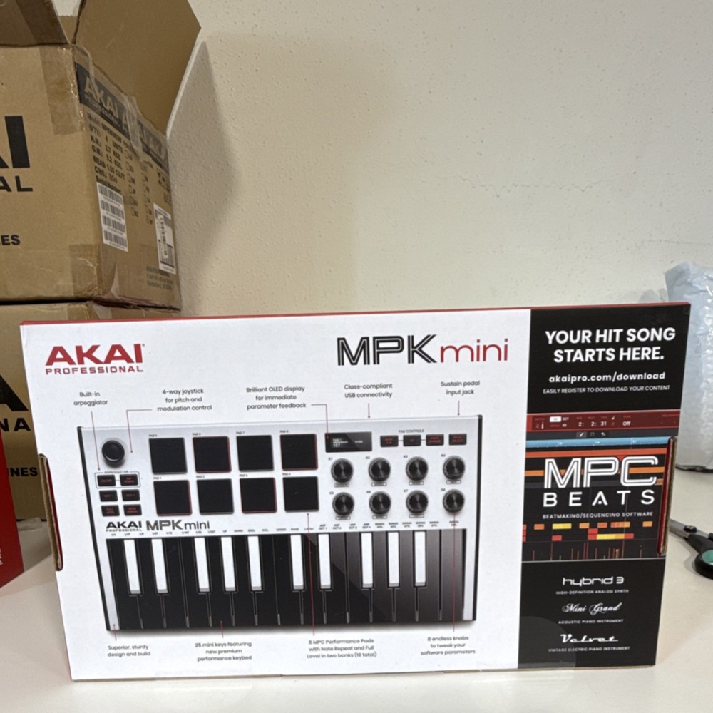 Akai MPK mini Special Edition White Keyboard Controller 25 Synth Keys USB