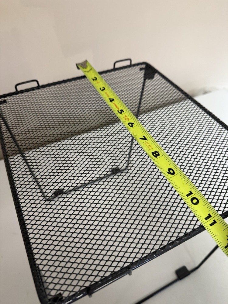 Metal locker rack