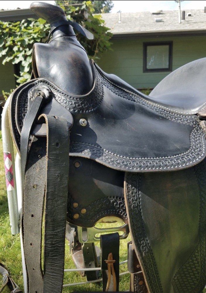 Slick forl custom trail saddle by Everett Olson