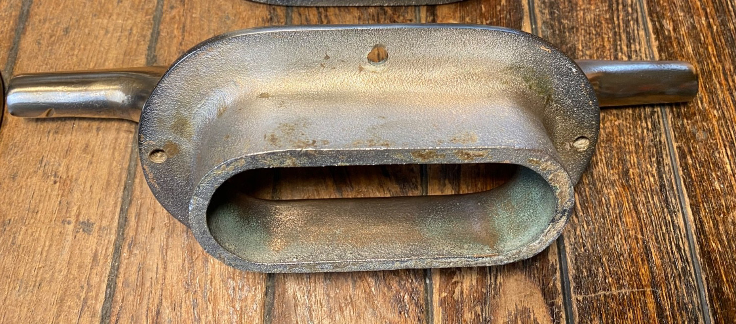 VINTAGE CAST POLISHED BRONZE COMBINATION CLEAT/HAWSE HOLE 12" LONG (2 avail)