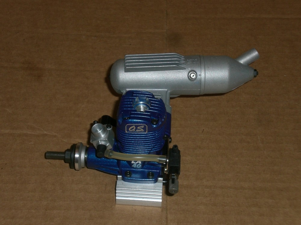 OS MAX 40 LA Model Airplane Engine Old Stock