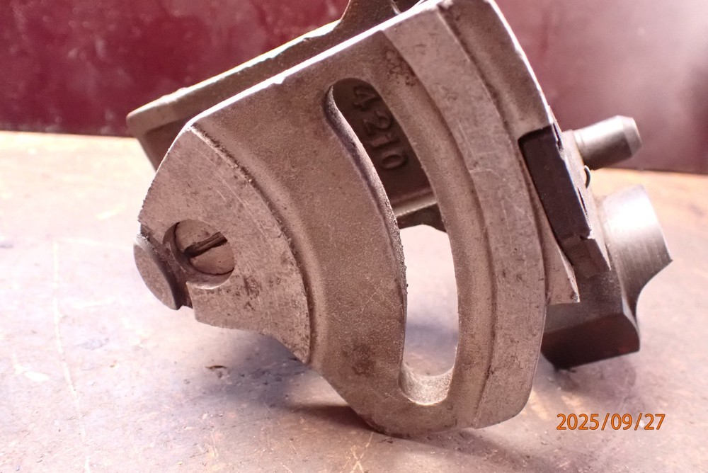 DAREX M5 DRILL BIT SHARPENER GRINDER BIG BIT SWING FIXTURE WITH ISSUE READ