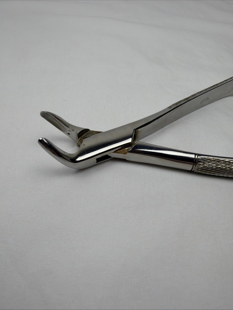 Ubeco Dental Forceps #151 Extra Grip Extraction Forceps