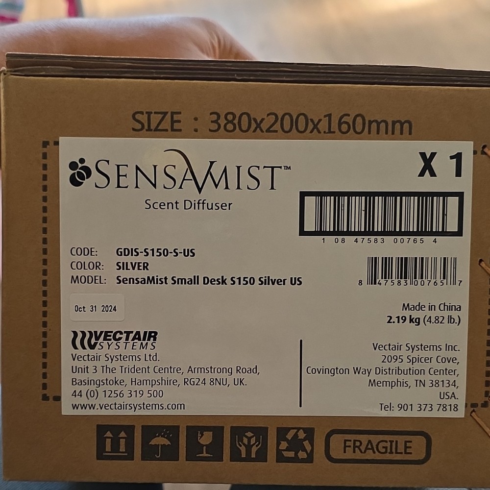 SensaMist Small Desk S150 Scent Diffuser Silver Vectair Systems