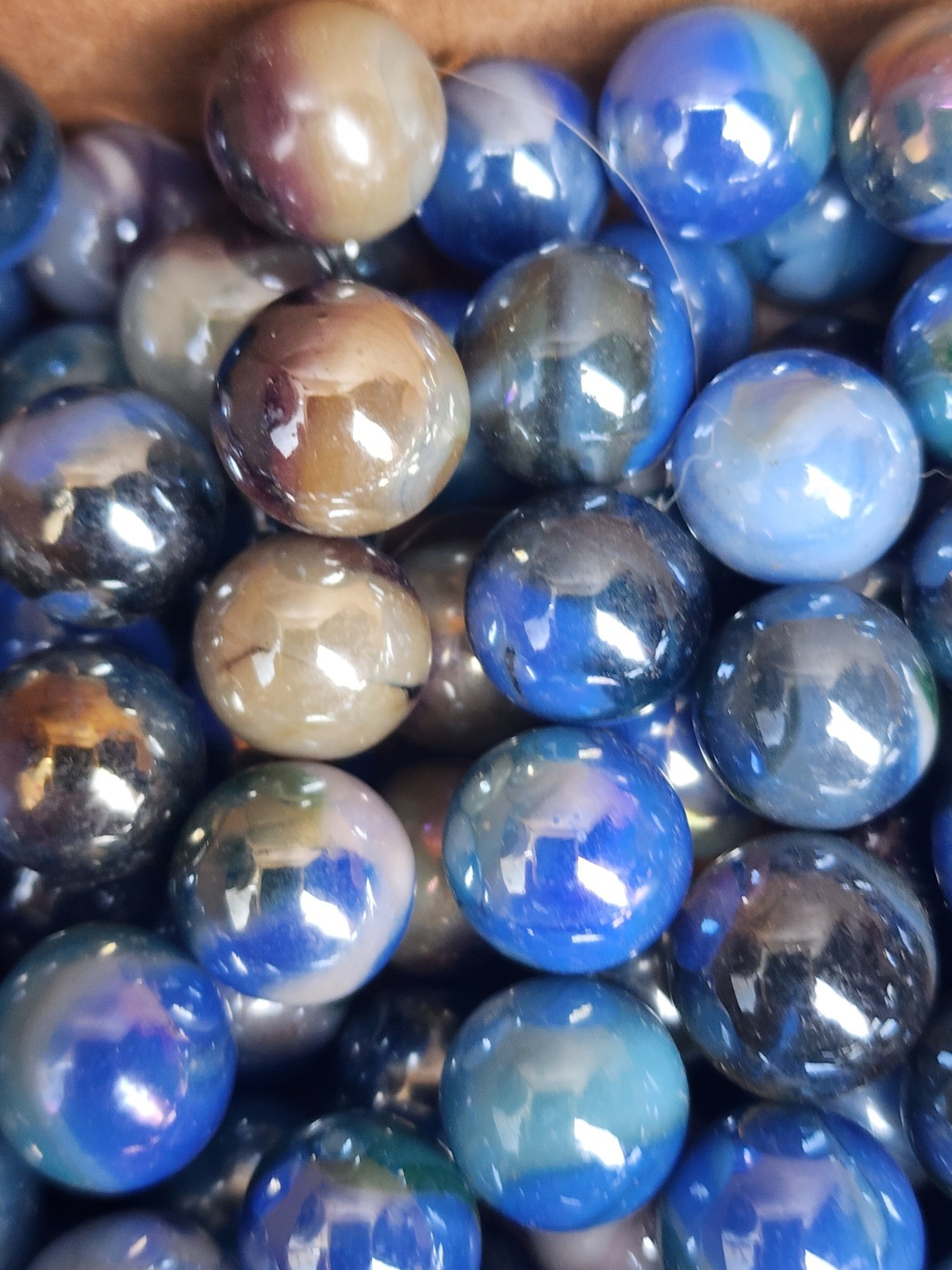 25 HTF 2004 JABO NOV LUSTER CLASSICS 5/8" MARBLES. $14.99