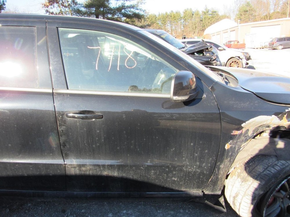 DURANGO 2018 Glove Box 1027892