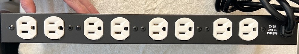 MIDDLE ATLANTIC PD-915r