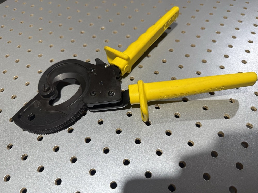 Klein Tools 63607 Ratchet Cable Cutter