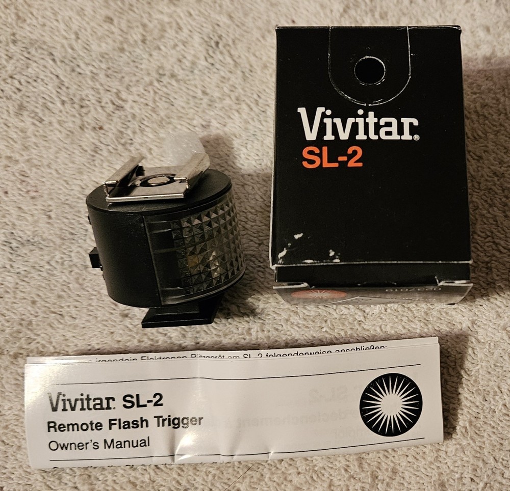 Vivitar SL-2 Remote Flash Trigger Complete with Box and Instructions NIB