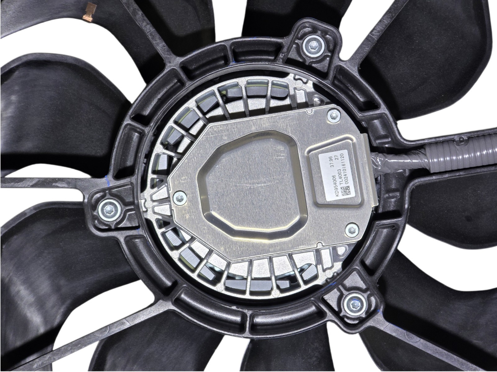 1494175-00-A Tesla Model 3 Model Y Radiator Cooling Fan Shroud Assembly OEM