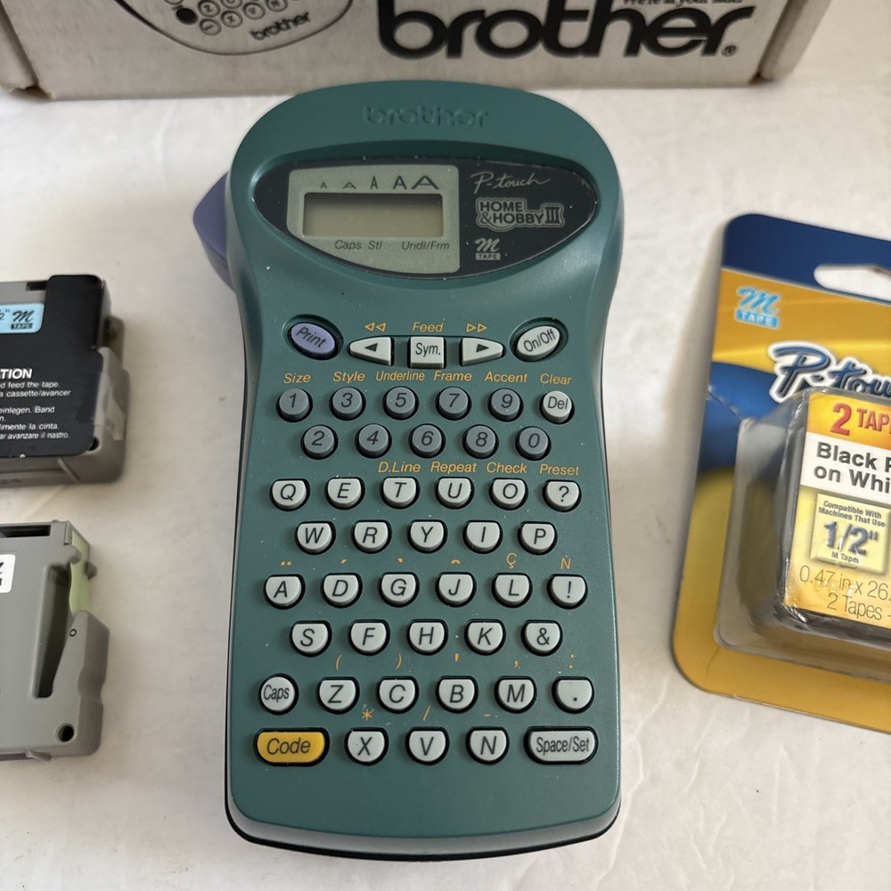 Brother P-Touch PT-85 Thermal Label Printer Bundle **TESTED & WORKING**