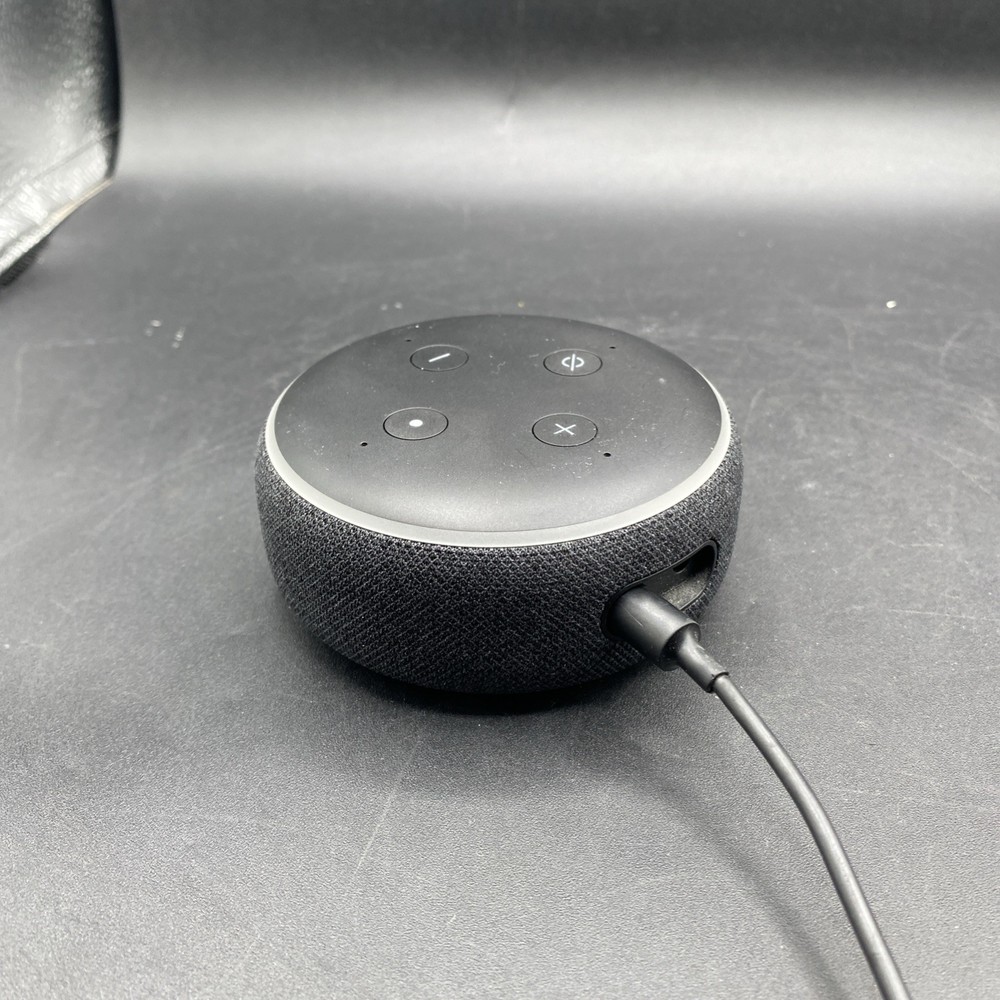 Amazon Echo Dot (3rd Generation) Smart Speaker - Charcoal W/Power Adapter Flaws