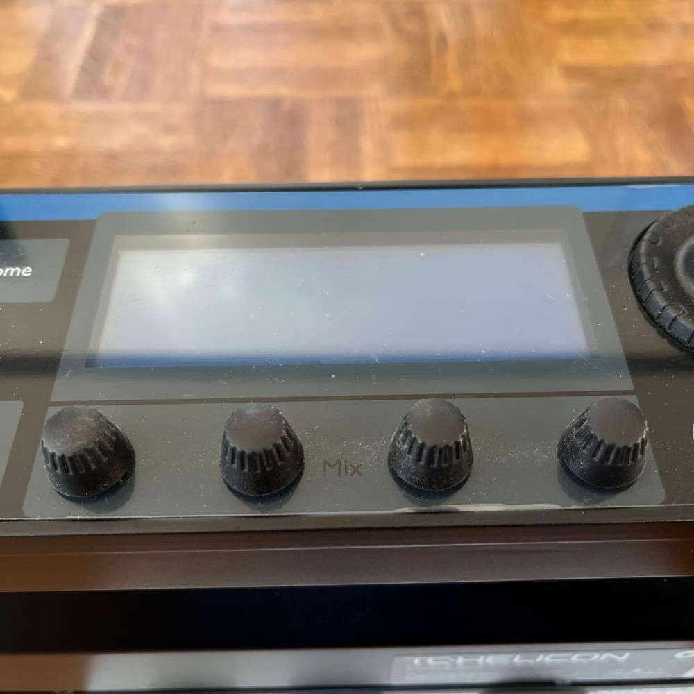 TC Helicon Voicelive Rack