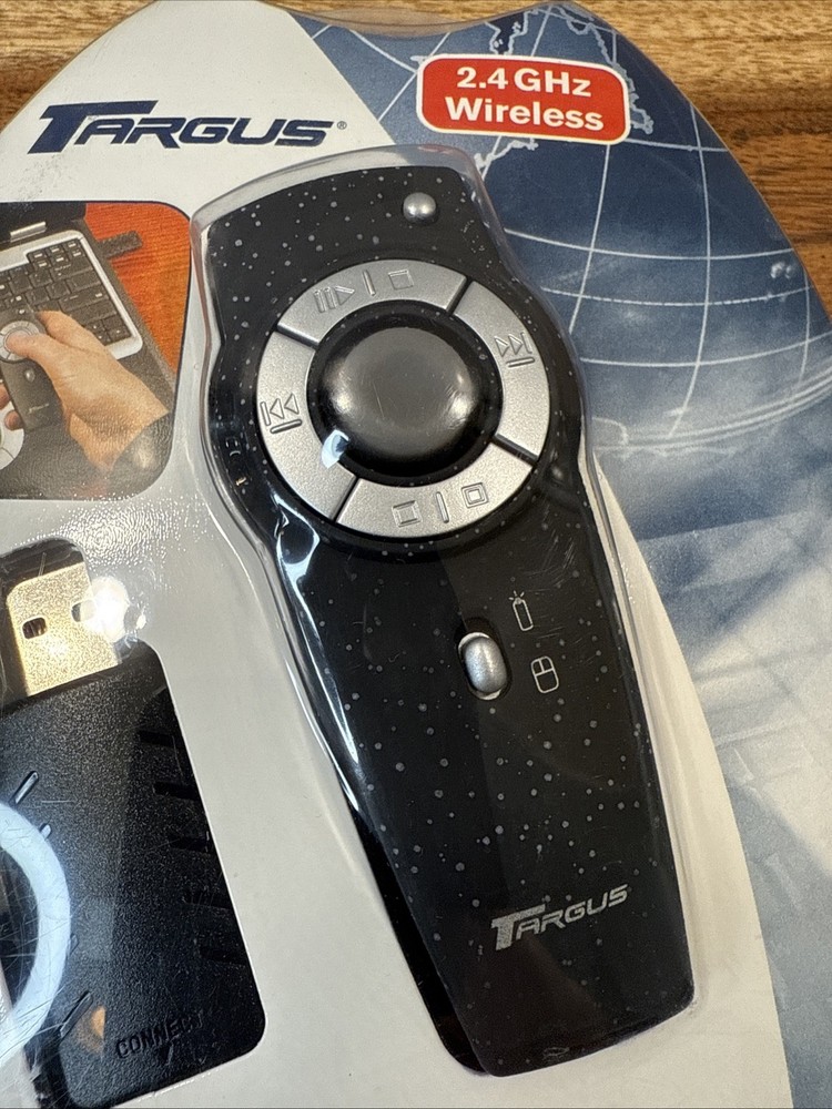 Targus PAUM30U 2.4GHz Notebook Wireless Presenter Laser Pointer Clicker