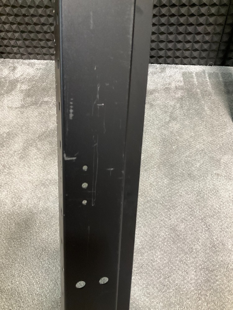 APC NetShelter 4 Post Open Frame Rack 44U AR204A ✅❤️️✅❤️️ OPEN BOX ✅❤️️✅❤️️