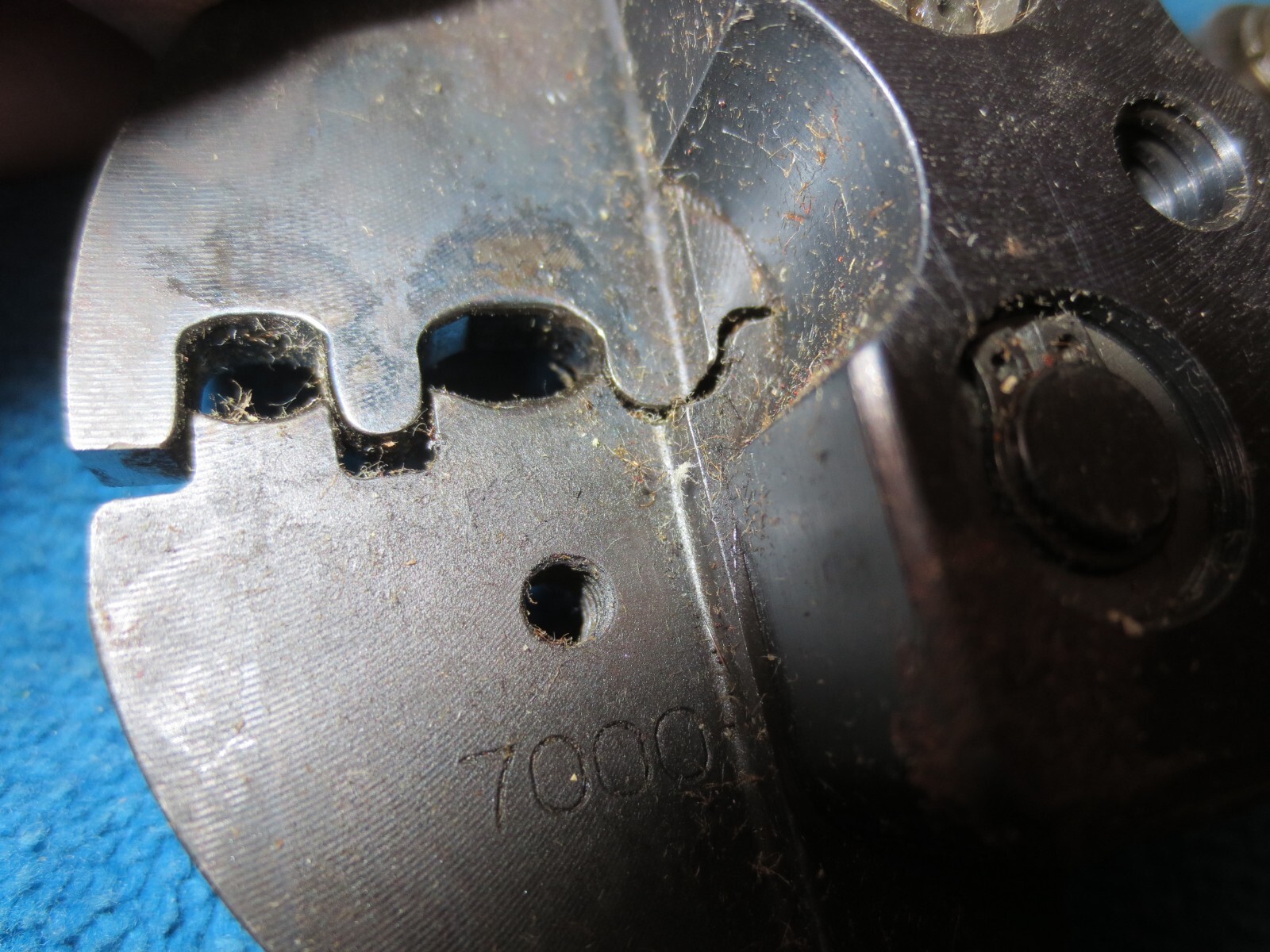 MOLEX AT-7000 Crimp Head For At 200 Pneumatic Hand Tool Marked 22-14, 16-10