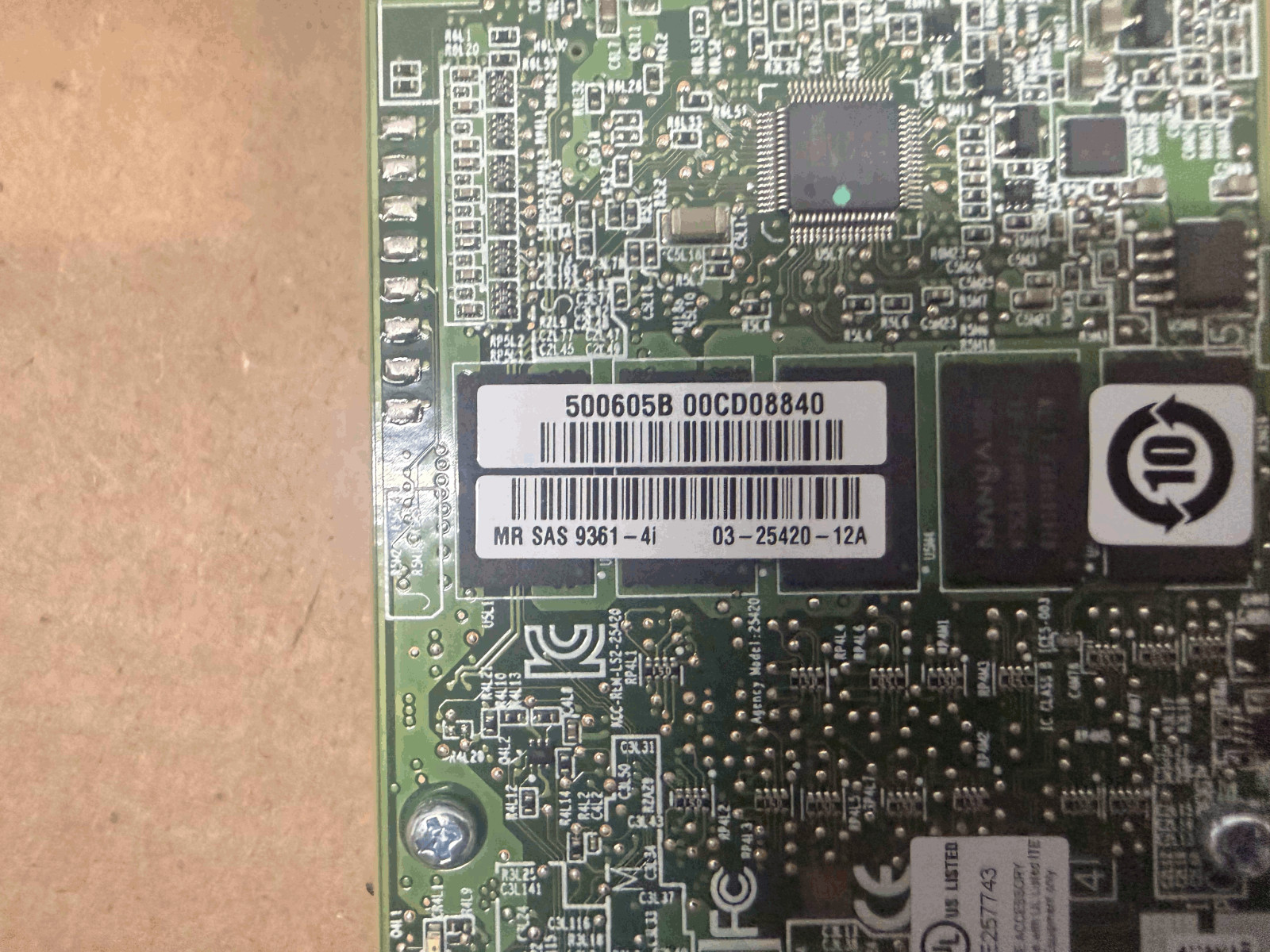 LSI MegaRAID 9361-4i 4-Port SAS 12Gbps PCIe Raid Controller w/BBU - Full Height