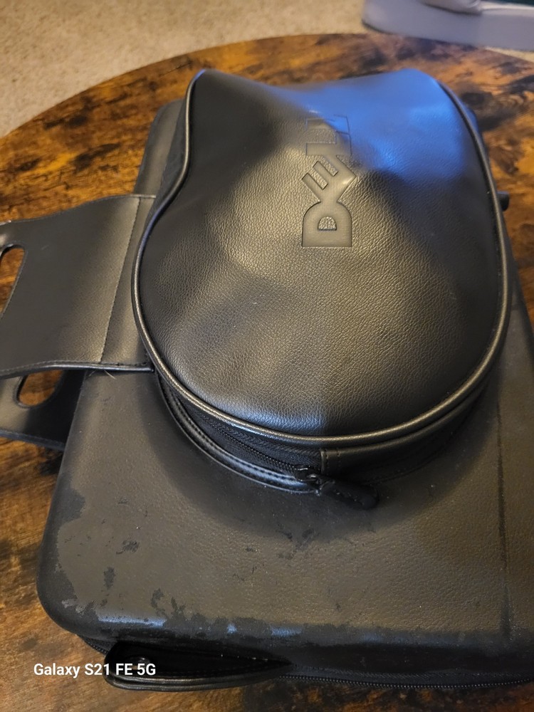 DELL Projector Model 2300MP with Super Duty Case W/ Remote Untested