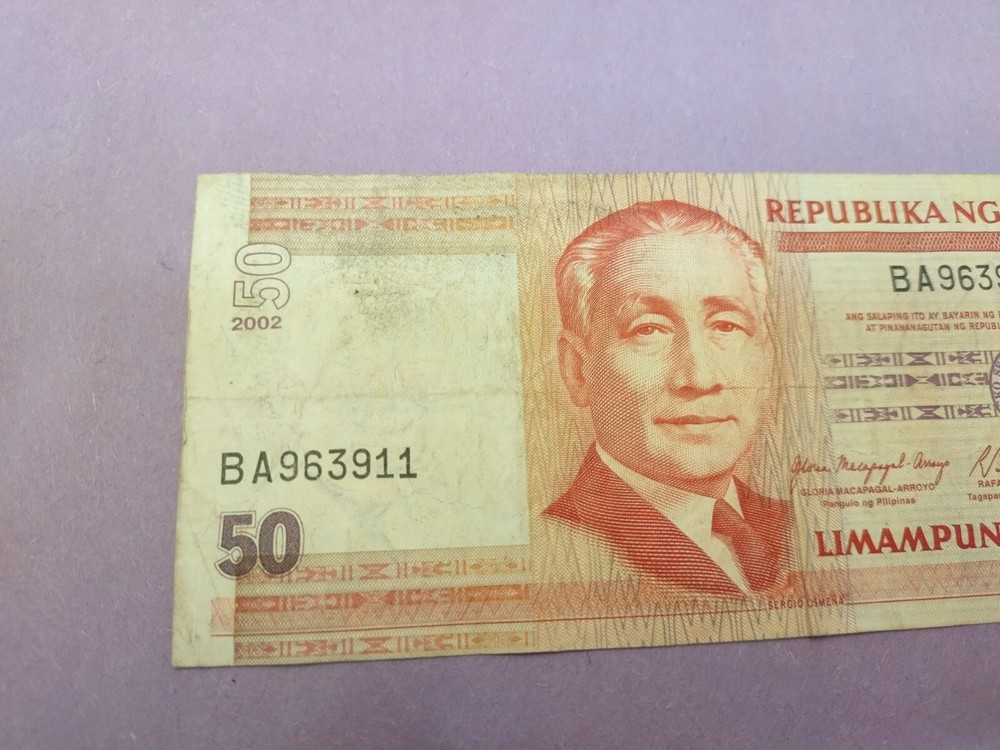 Philippines 50 Piso 2002 BA963911