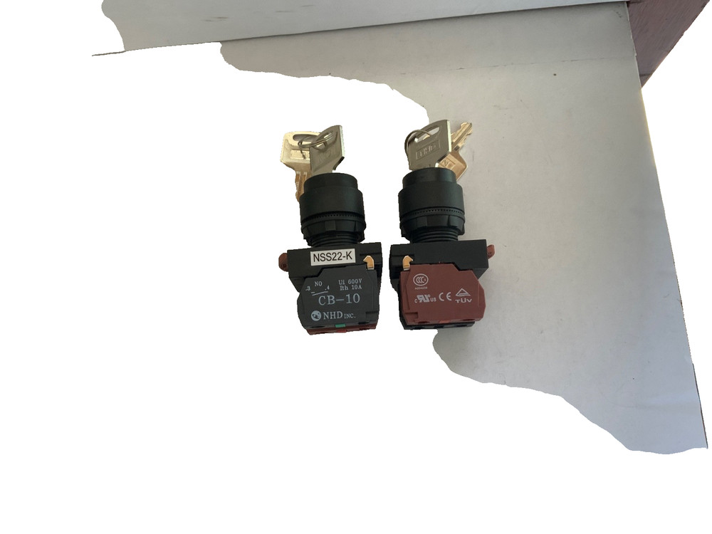 NHD NSS22-K022 3 KEY POSITION (SPRING POSITION) SELECTOR SWITCH 2A2B