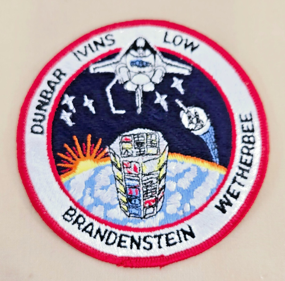 NASA Patch Space Shuttle STS-32 Dunbar Ivins Low Brandenstein Wetherbee, NEW
