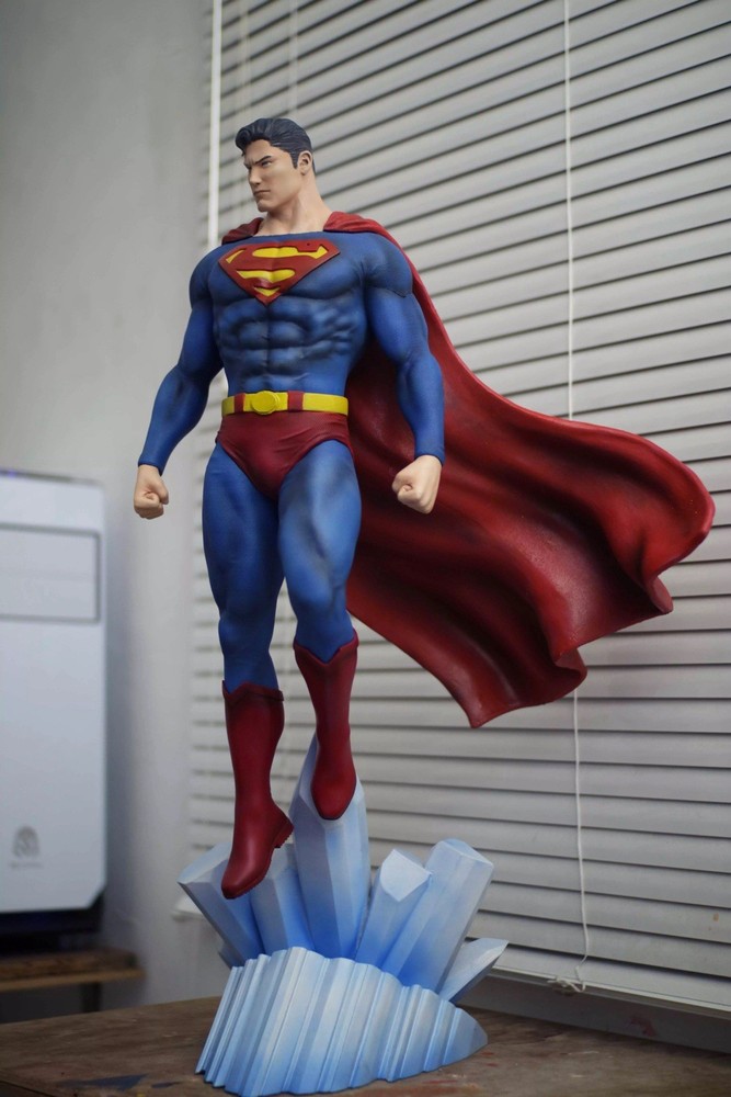 DC Universe Superman Statue 1ft tall