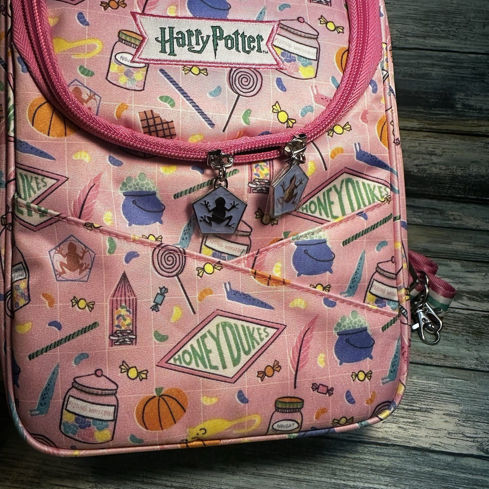 NEW Harry Potter JuJuBe ‘Be Cool’ Honeydukes Insulated Cooler Bag• Retired Rare