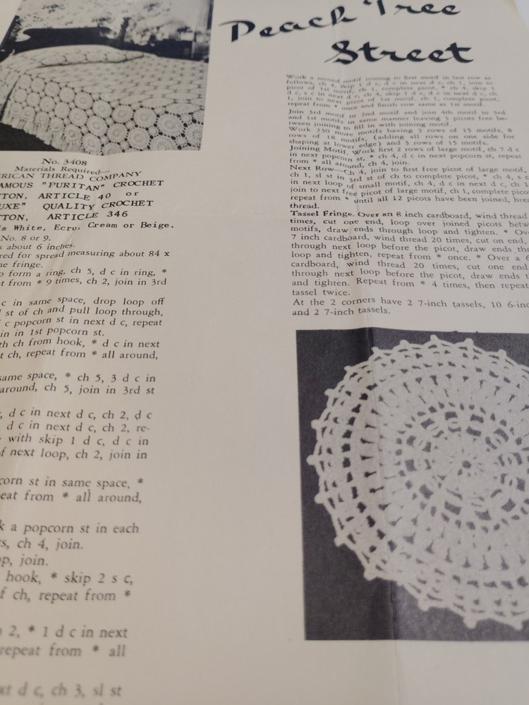 American Thread 3408 Crochet Pattern Leaflet Sheet VTG Peach Tree Bedspread
