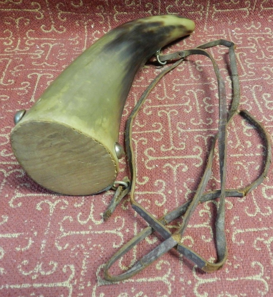 VINTAGE MUZZLE LOADING POWDER HORN WITH WEATHERED FRAYING LEATHER STRAP