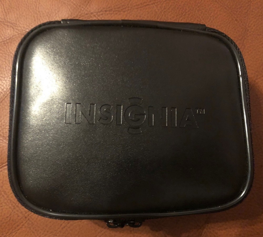 INSIGNIA notebook computer mini USB speakers ns-nbspk Pair with Case