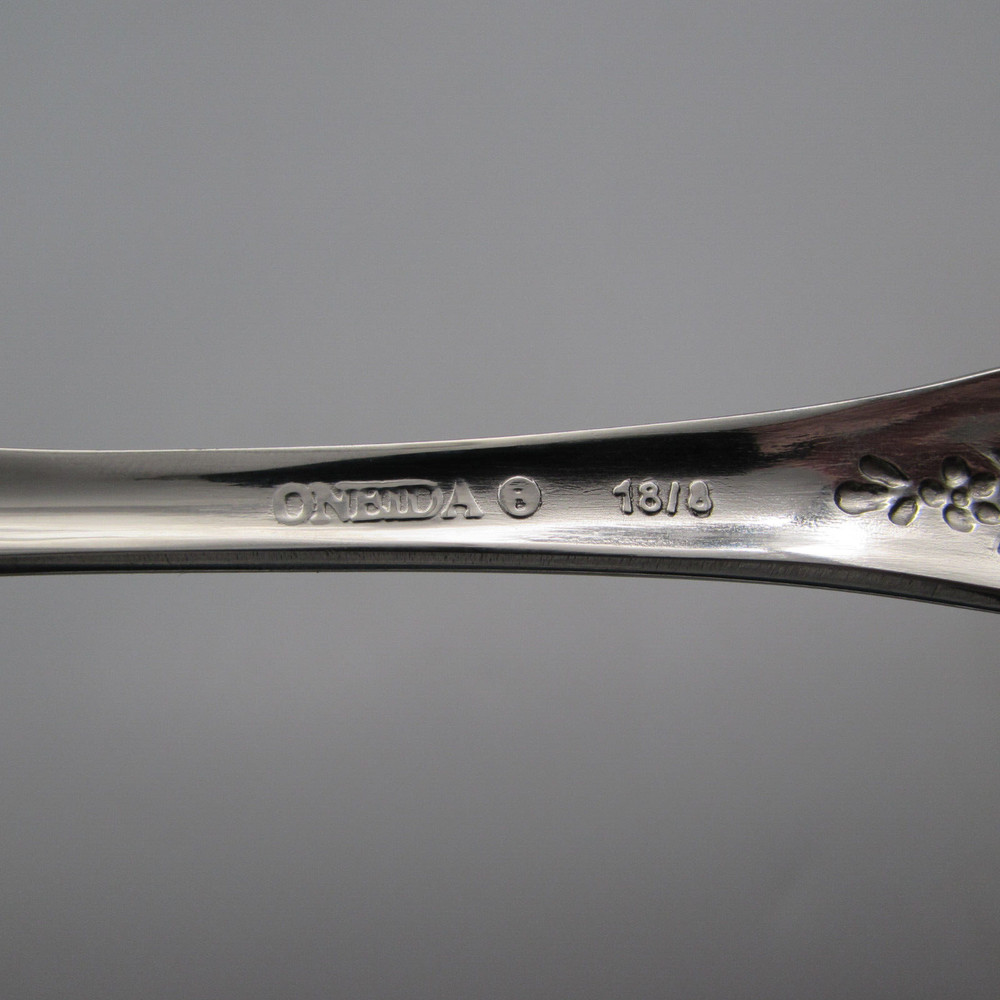 Oneida LOUISIANA Stainless Flatware - Serving Fork N/O