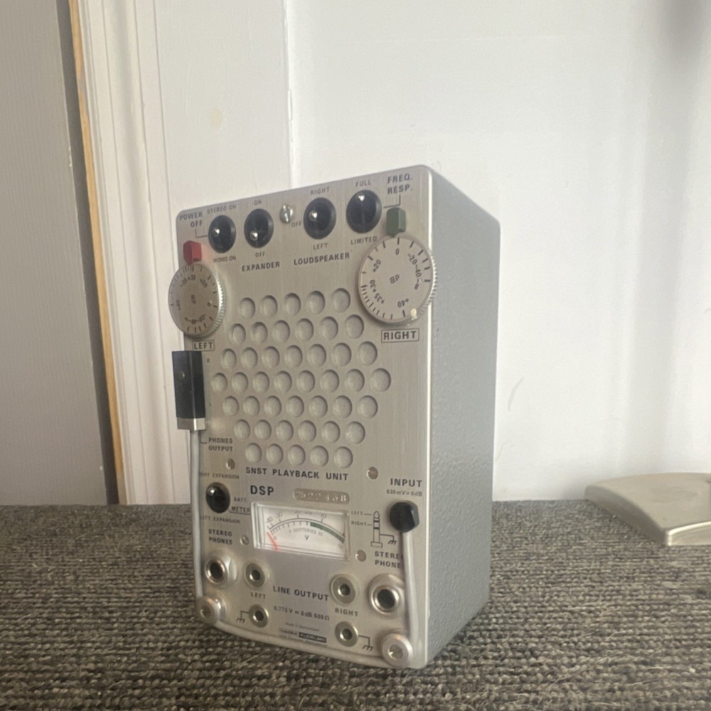 SNST Playback Unit DSP Vintage Electronics Audio Device Classic DSP Sound System