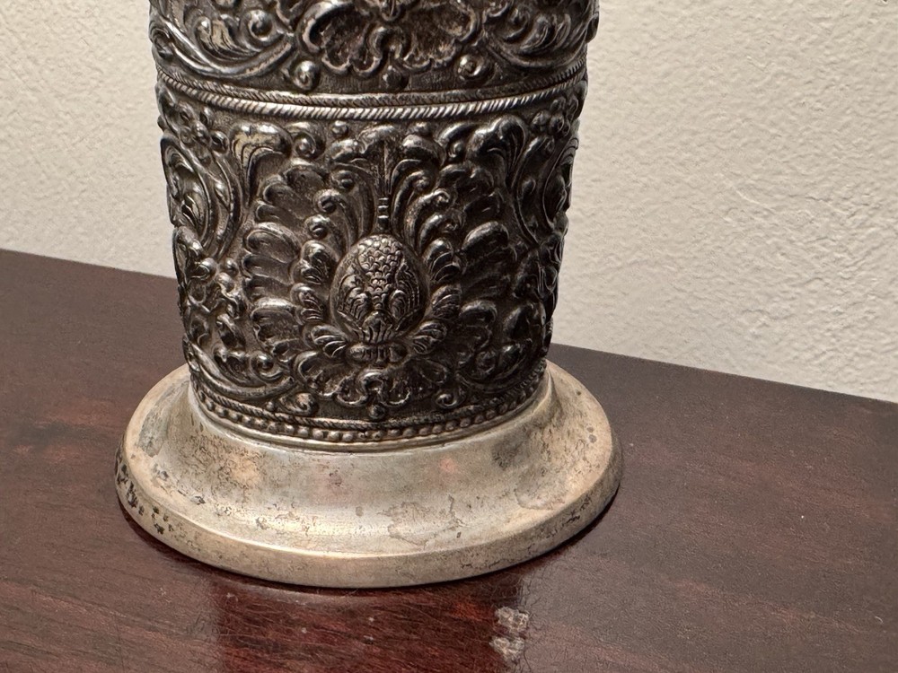 Beautiful Ornate 800 Silver Table Top Lighter!