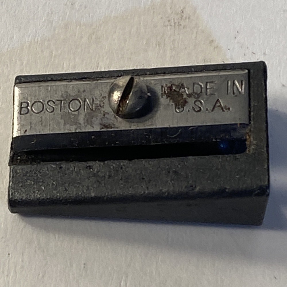Vintage Boston Pocket Pointer Mini Pencil Sharpener w/ Original Case