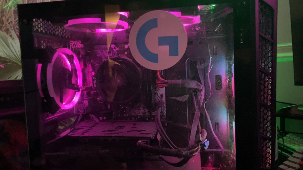 gaming pc desktop computer