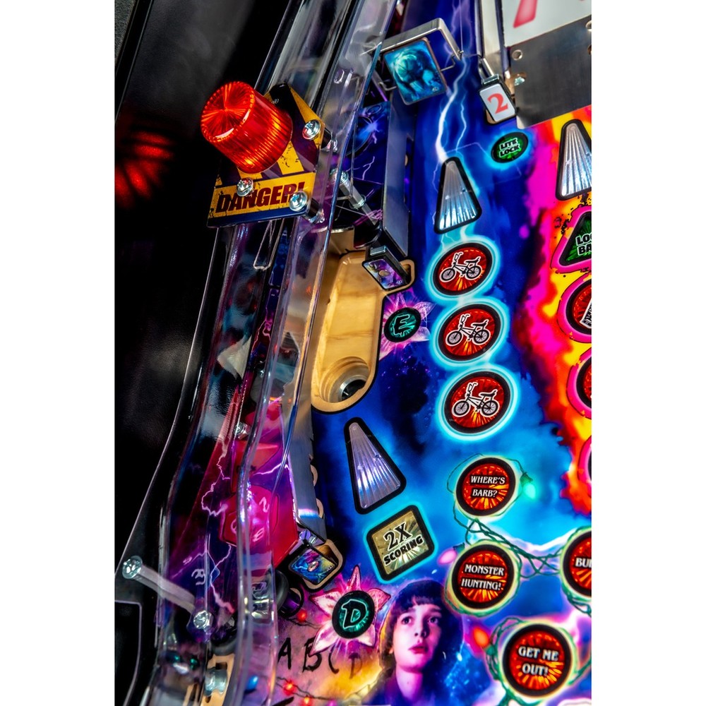 Stern Stranger Things Premium Pinball Machine